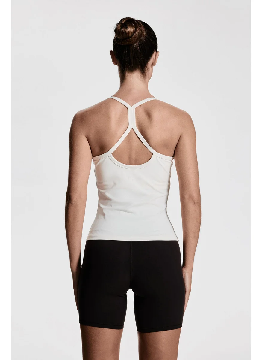 اتش اند ام Integral-Bra Sports Strappy Top With Softmove™