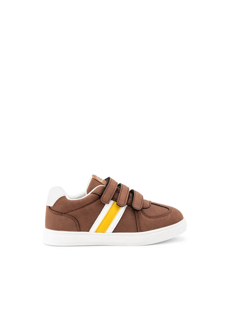Bata Double Hook-and-Loop Casual Sneaker