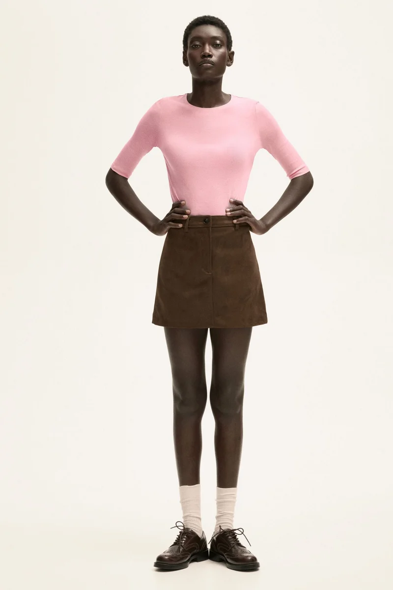 اتش اند ام تنورة ميني