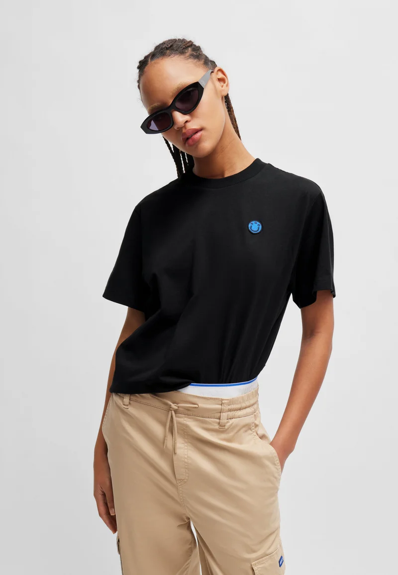هوجو Cotton-jersey T-shirt with logo badge