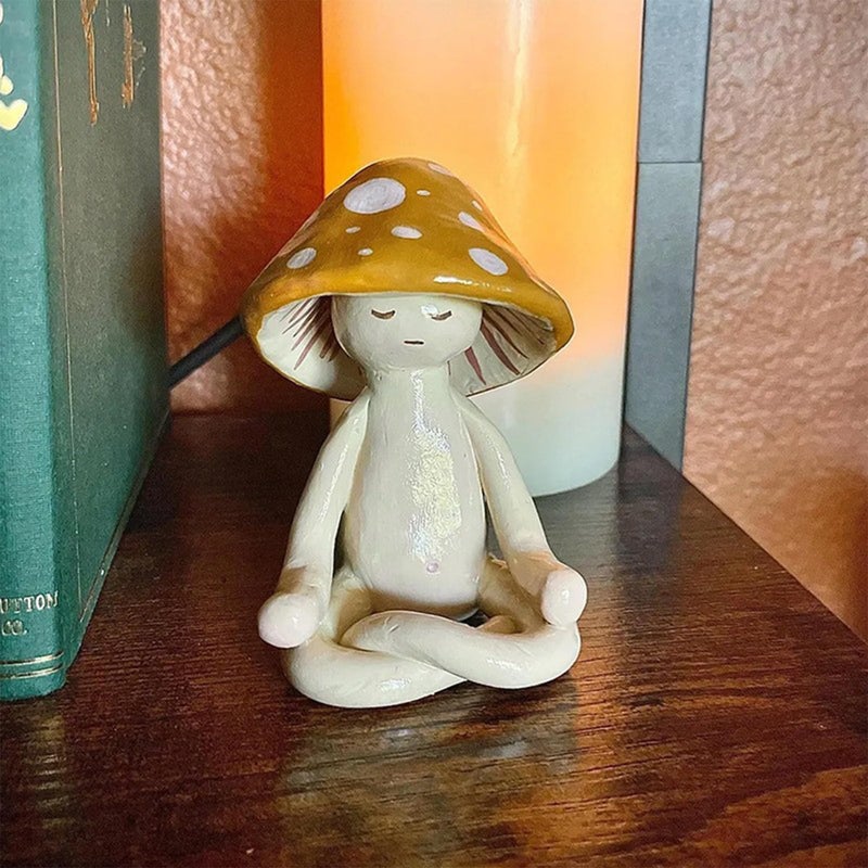 CYjorkbgg Meditation Mushroom Resin Statue - Cute Meditation Mushroom Statue for Desk Living Room Resin Figurine for Home Patio Office Decoration Cute Plant Statues for Tabletop Garden Backyard Decor - Image 5