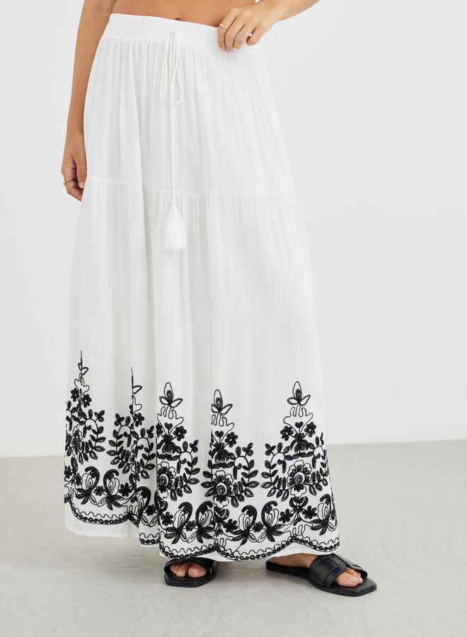 Styli Styli Embroidered Hem A-Line Maxi Skirt  - Image 2