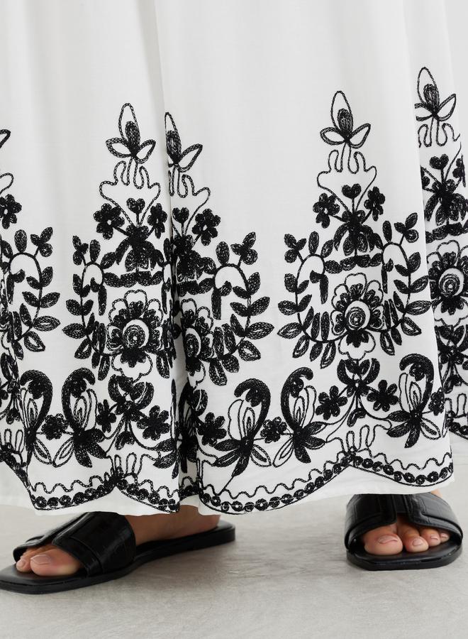 Styli Styli Embroidered Hem A-Line Maxi Skirt  - Image 3