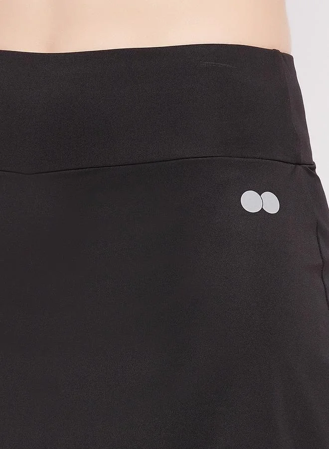 كلوفيا تنورة رياضية ضيقة مع ليجنز مرفق