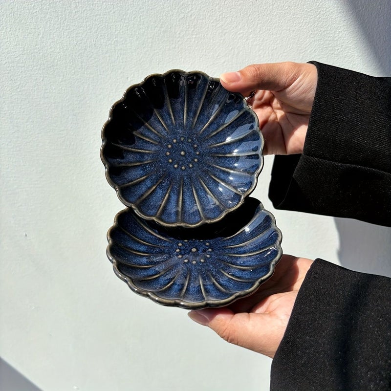 2pcs Blue Chrysanthemum 4 Inch Ceramic Sauce Dishes Japanese Style - Image 4