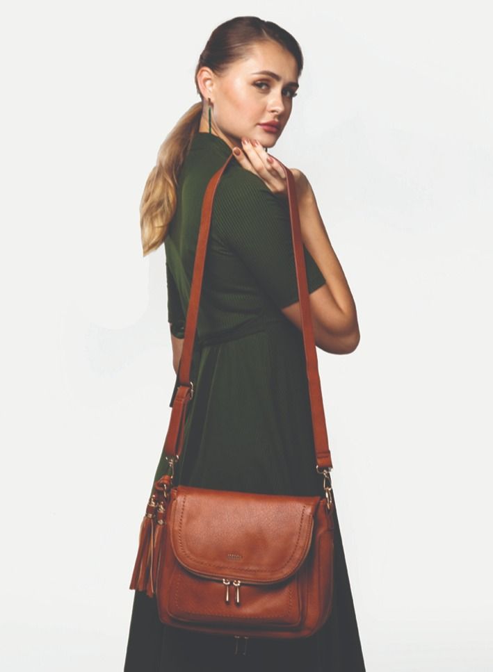 AMICA Carina Leather Cross Body Bag - Image 3