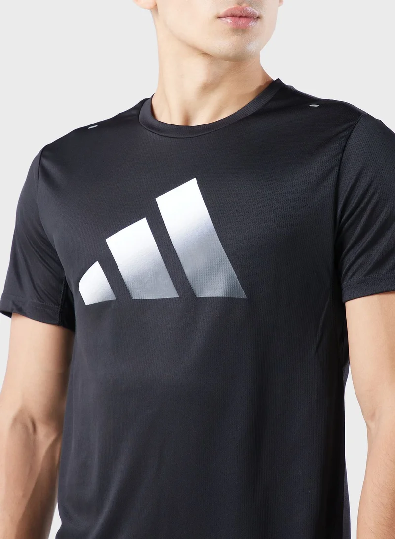 adidas تيشيرت ران ايقونز مزين بـ 3 خطوط