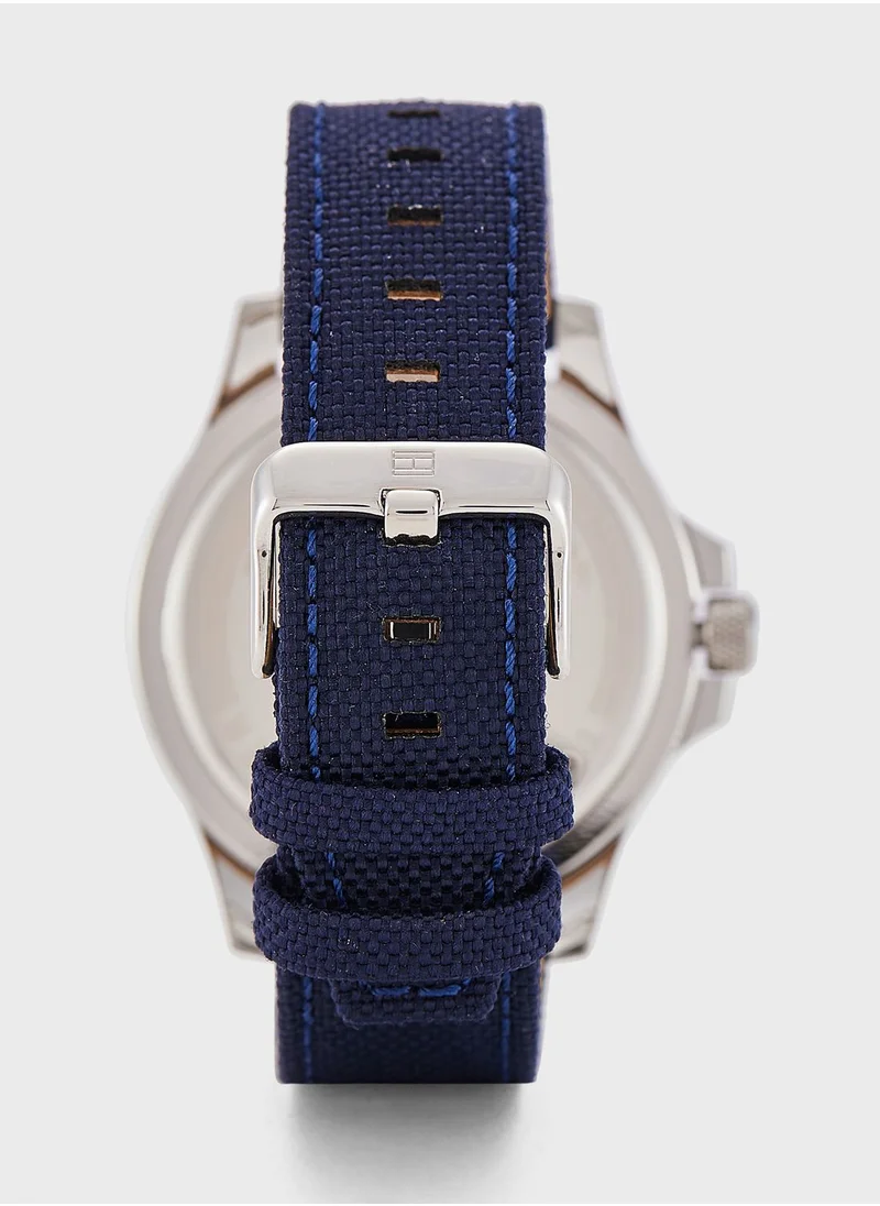 TOMMY HILFIGER Round Analog Watch And Bracelet Set