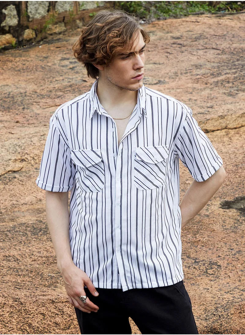 كامبوس سوترا Men's Daisy White Halo-Striped Utility Shacket