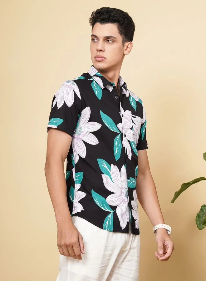The Indian Garage Co Men Slim Fit Tropical Half Sleeves Spread Collar Resort Wear Shirt