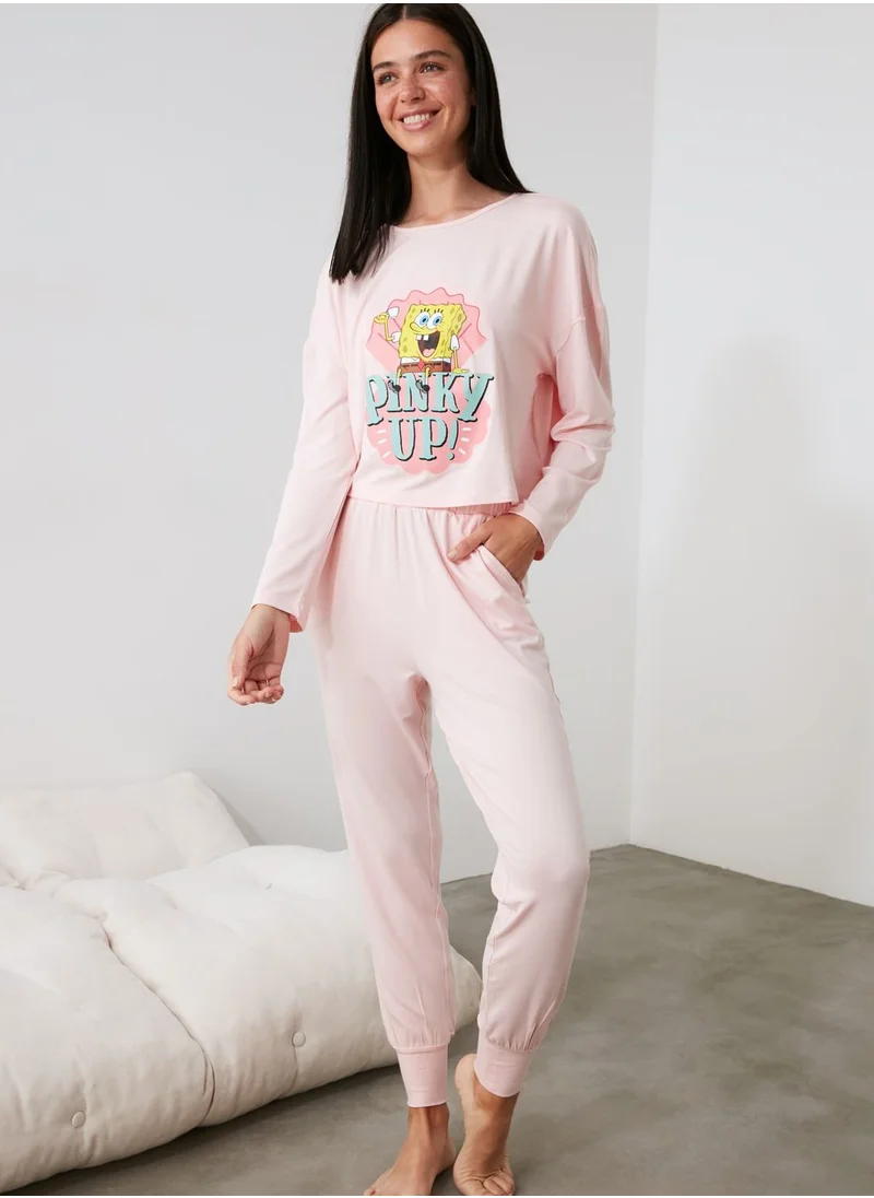 trendyol Graphic T-Shirt & Pyjama Set