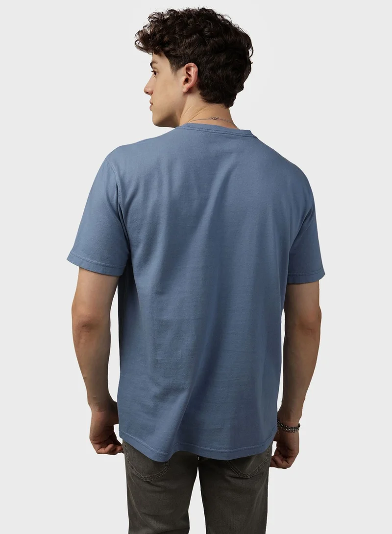 American Eagle Graphic Crew Neck T-Shirt