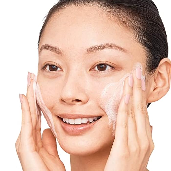 JOAH Heal Me CICA Gentle Foam Cleanser, Korean Skin Care Face Wash with Centella Asiatica and Camu Camu Extract, Suitable for Sensitive Skin, pH Balanced, Cruelty-Free, 6.76 oz, White - Image 3