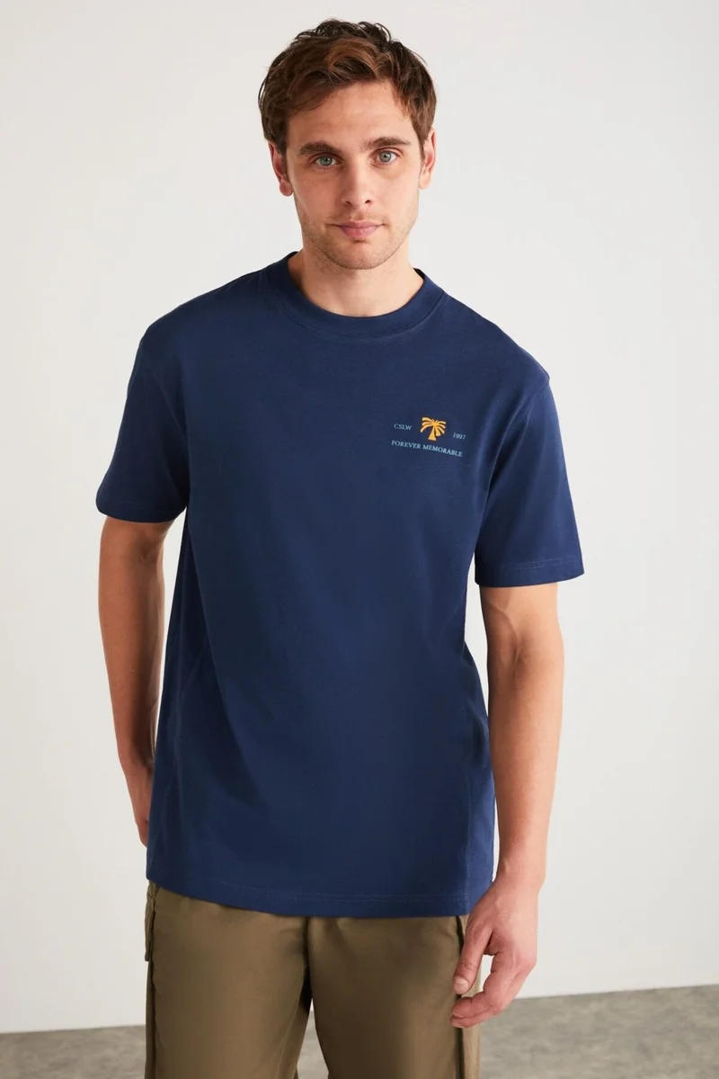 جريميلانج MORAT Men's 100% Cotton Embroidery and Print Detailed Short Sleeve Navy Blue T-Shirt