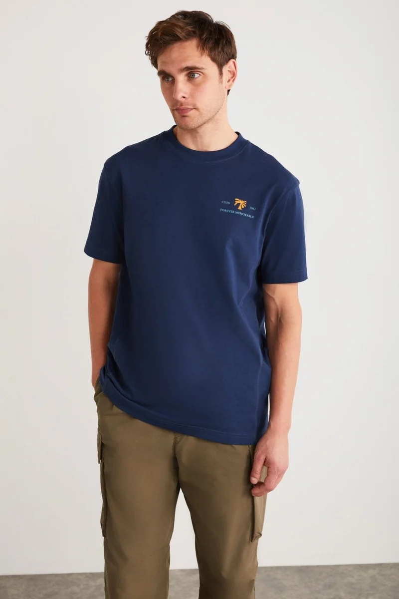 جريميلانج MORAT Men's 100% Cotton Embroidery and Print Detailed Short Sleeve Navy Blue T-Shirt