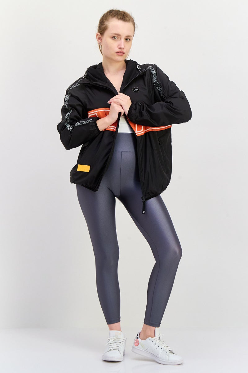 Aape By A Bathing Ape جاكيت هودي للنساء بشعار العلامة التجارية، أسود - Image 3