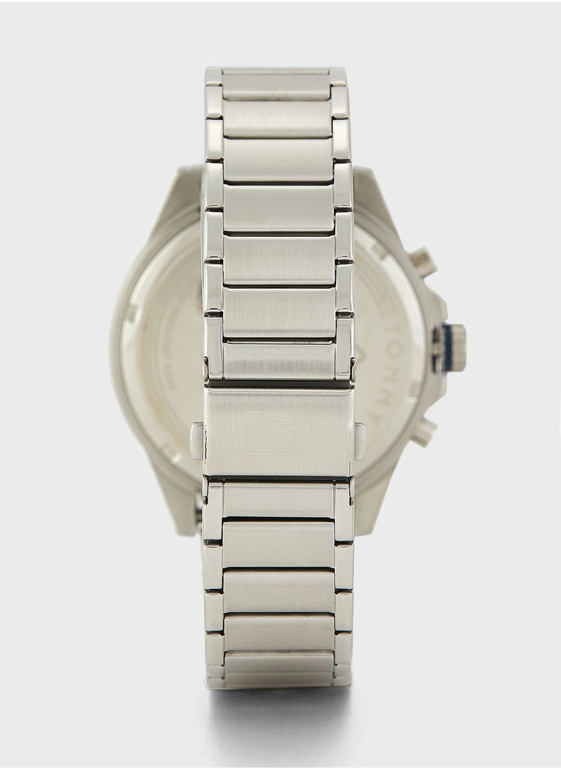 TOMMY HILFIGER Max Chronograph Analog Watch  - Image 4