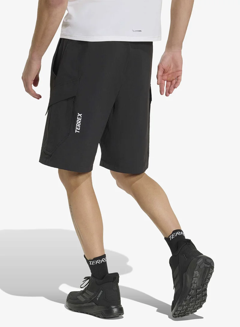 اديداس شورت كارغو تيريكس إكسبلوريك كليما