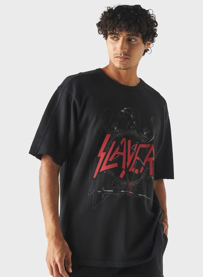 اس بي كاركترز Iron Maiden Print Crew Neck T-Shirt