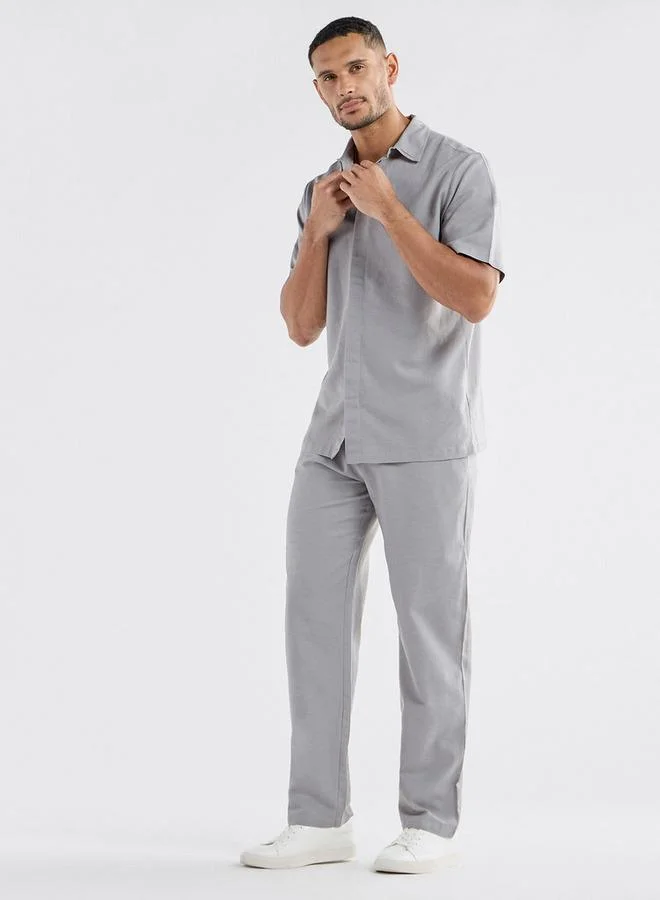 Splash FAV Regular Fit Solid Shirt with Short Sleeves