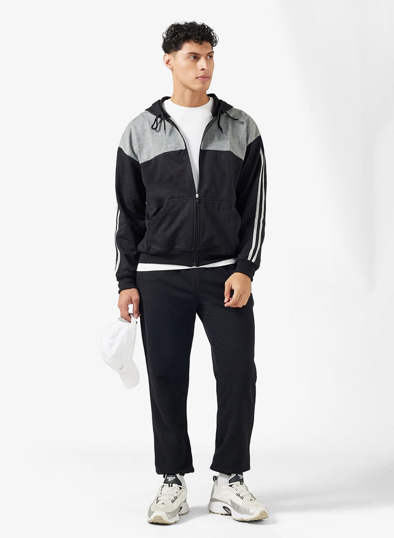 سفنتي فايف بيسيكس بنطلون رياضي بطبعة نصية وحافة مطاطية - Image 2