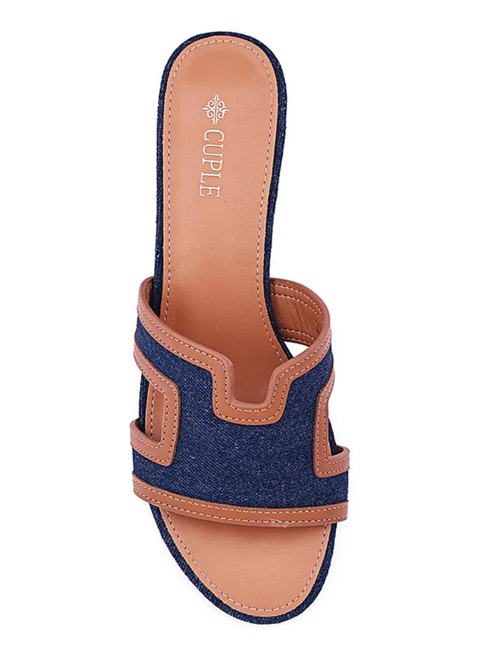 Cuple Elegant heel slippers designed for a chic look.