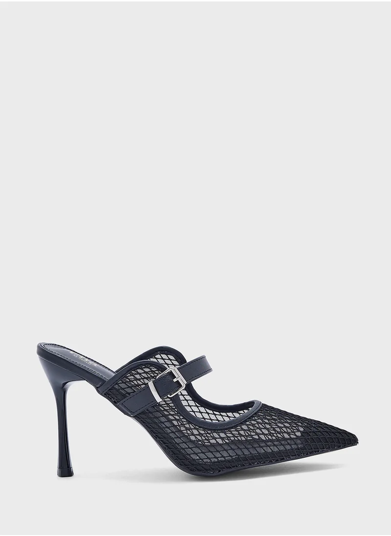 ايلا Mesh Buckle Detail Pump