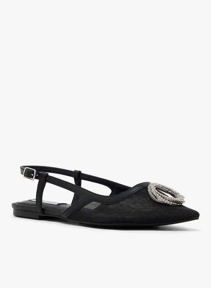Steve Madden  Shantae Pointed Toe Ankle Strap Pumps for Women | Best Price UAE