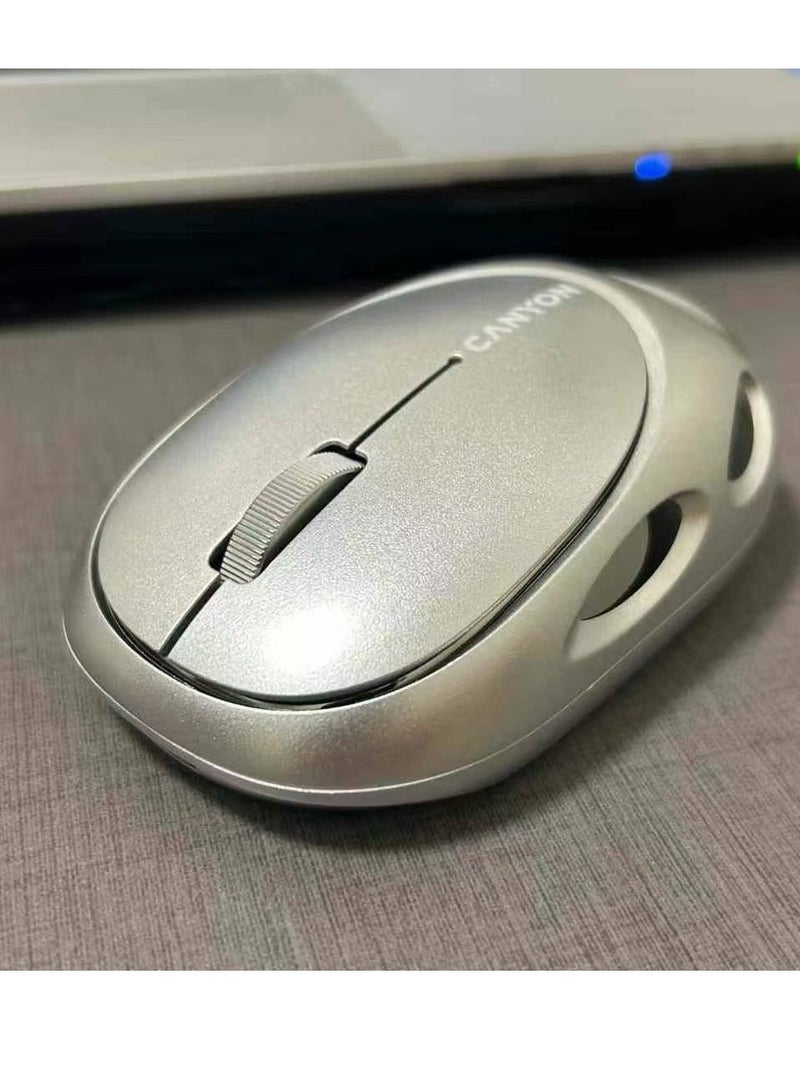 كانيون ماوس لاسلكي MW-33 قابل لإعادة الشحن بتصميم مريح على شكل قرص العسل - ماوس ألعاب خفيف الوزن 2.4 جيجاهرتز للأعمال المكتبية - إضاءة خلفية بألوان قوس قزح - 3 أزرار - زر تشغيل/إيقاف موفر للطاقة 400 مللي أمبير في الساعة - مستشعر بصري 1600 نقطة في البوصة - مسافة فعالة 10 أمتار | فضي - Image 2