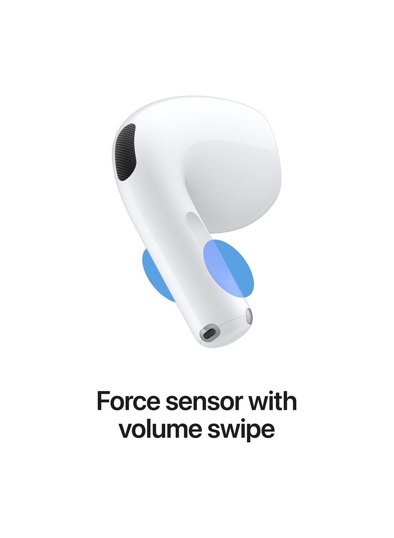 ابل  AirPods 5 with Wireless Charging Case white - Image 5