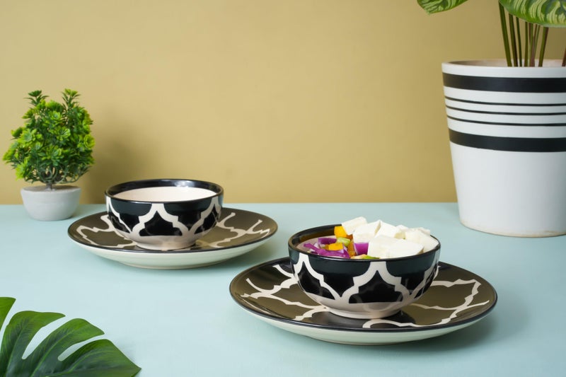 Oicia أطقم الأطباق والأوعية من أويشيا - طقم أدوات مائدة من البورسلين - للجرانولا، السلطة، المعكرونة، الحساء، الحلوى، إلخ - طقم من 2 طبق (8 بوصة) مع طقم من 2 وعاء (200 مل 10 سم) - آمن في غسالة الصحون والميكروويف (أسود) - Image 1