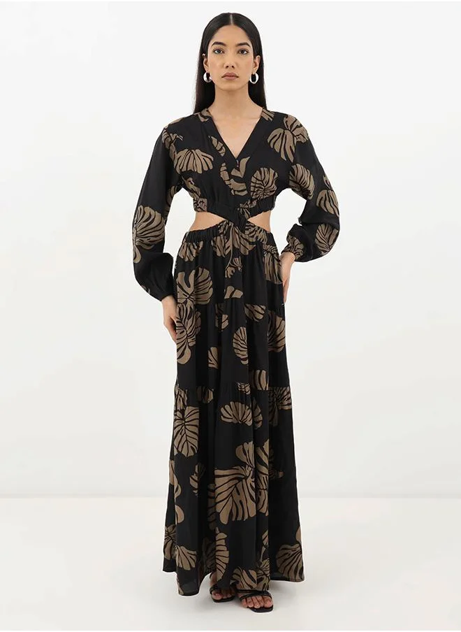 استوديو أول Enchanted Whispers Cut-out Maxi Dress