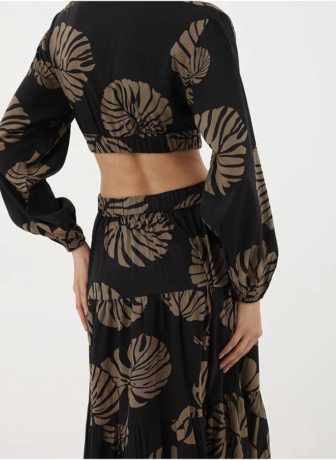 استوديو أول Enchanted Whispers Cut-out Maxi Dress