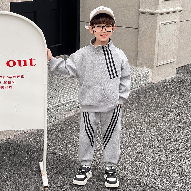 Boys' Spring Wear Suit Children'S Western Style Internet Celebrity Handsome Sweatshirt Baby Two-Piece Set - Image 3