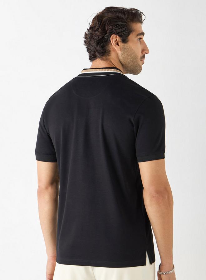 ايكونيك تيشيرت بولو بقصة عادية وأكمام قصيرة من آيكونيك - Image 3