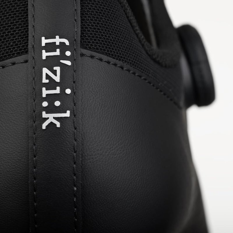 Fizik Vento Omna, Boa Road Bike Clip-in Cycling Shoes, Black, 4-4.5 - Image 2