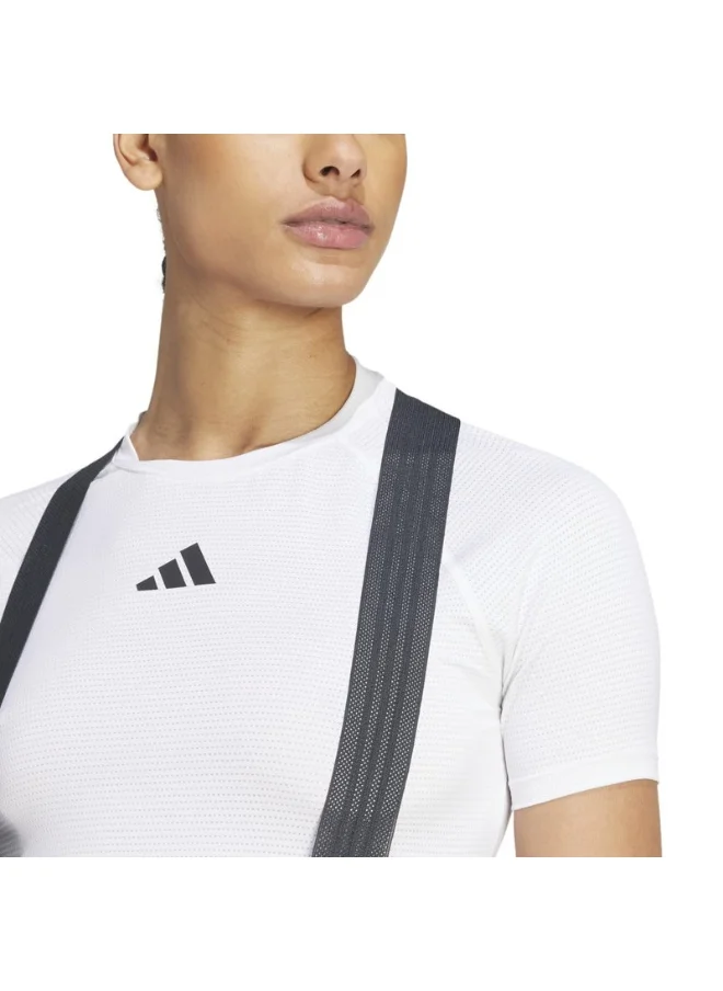 اديداس BASELAYER W