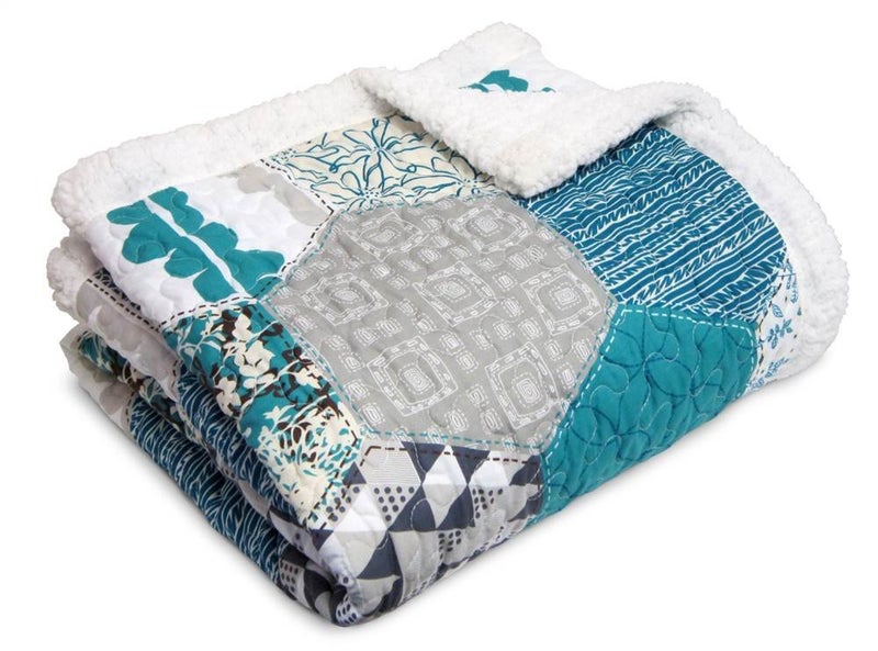 Lush Decor Lush Decor Briley Reversible ThrowColorful Hexagon Patchwork Pattern Blanket Turquoise60 x 50 