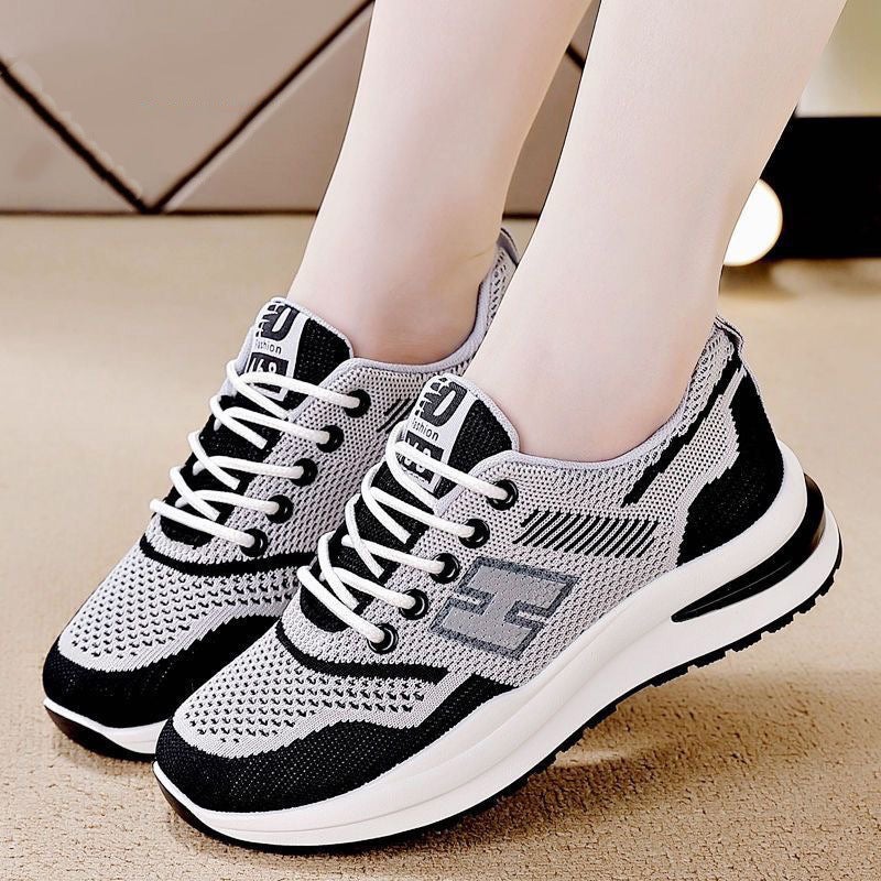 Women's Casual Canvas Low Top Sneakers - Image 1