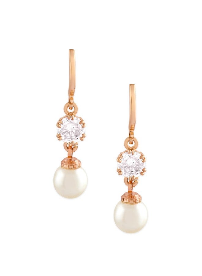 Zaveri Pearls أقراط زافيري بيرلز بلون الذهب الوردي مرصعة بالزركونيا المكعبة واللؤلؤ، مصنوعة من النحاس الأصفر للنساء - ZPFK17119 - Image 1