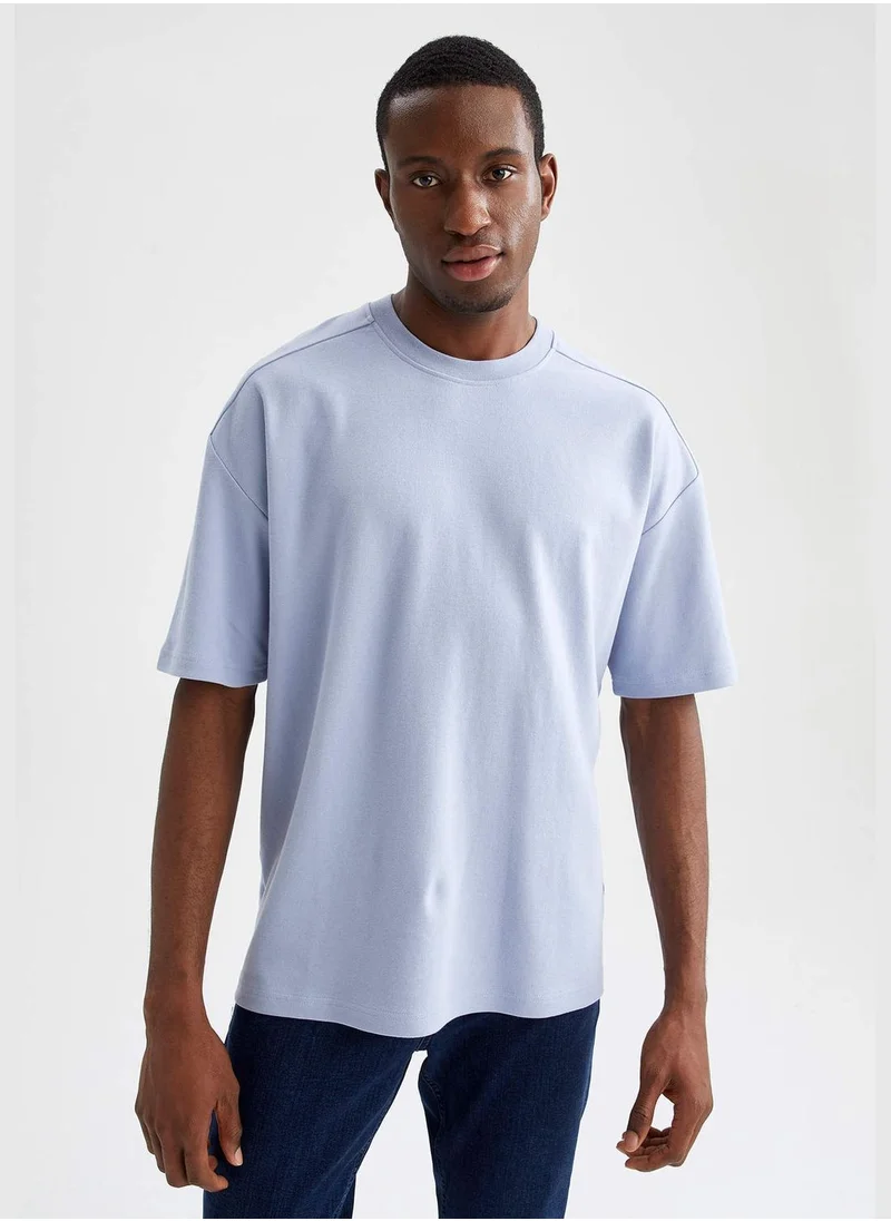 ديفاكتو Oversize Fit Short Sleeve T-Shirt