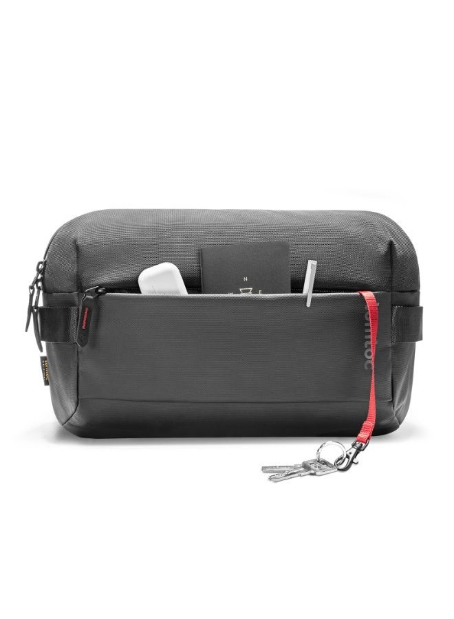 Tomtoc حقيبة كتف Sling Bag 11 بوصة Explorer-T21 بسعة 7 لتر مقاومة للماء متوافقة مع iPad Pro 11 و iPad Air 10.9 و iPad Air 10.5 و iPad Pro 10.5 و iPad 10.2 و iPad 9.7 و سلسلة Galaxy Tab و Surface Go و Huawei MatePad و LG G Pad و Google Nexus و Lenovo YOGA و Asus ZenPad – حقيبة خفيفة للسفر والألعاب EDC - Image 2