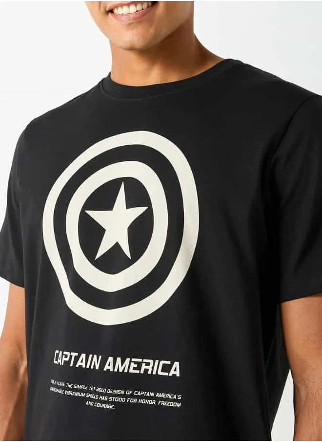 SP Characters Captain America Print Crew Neck T-shirt with Short Sleeves