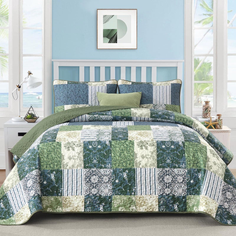 Drucon Green Patchwork King Size Quilt, Summer King Bedspreads Bedding Set, 3 Pieces Lightweight Soft Plaid Coverlet with 2 Pillow Shams for All Season 104x90 Inch - Image 1