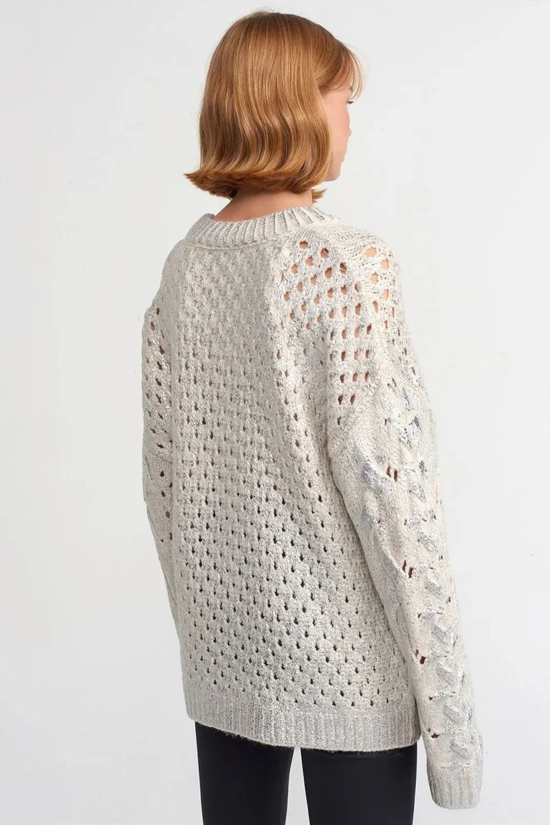 Dilvin Oatmeal Natural DILVIN Oversized Cable Knit Crew Neck Sweater for Women | Best Price UAE