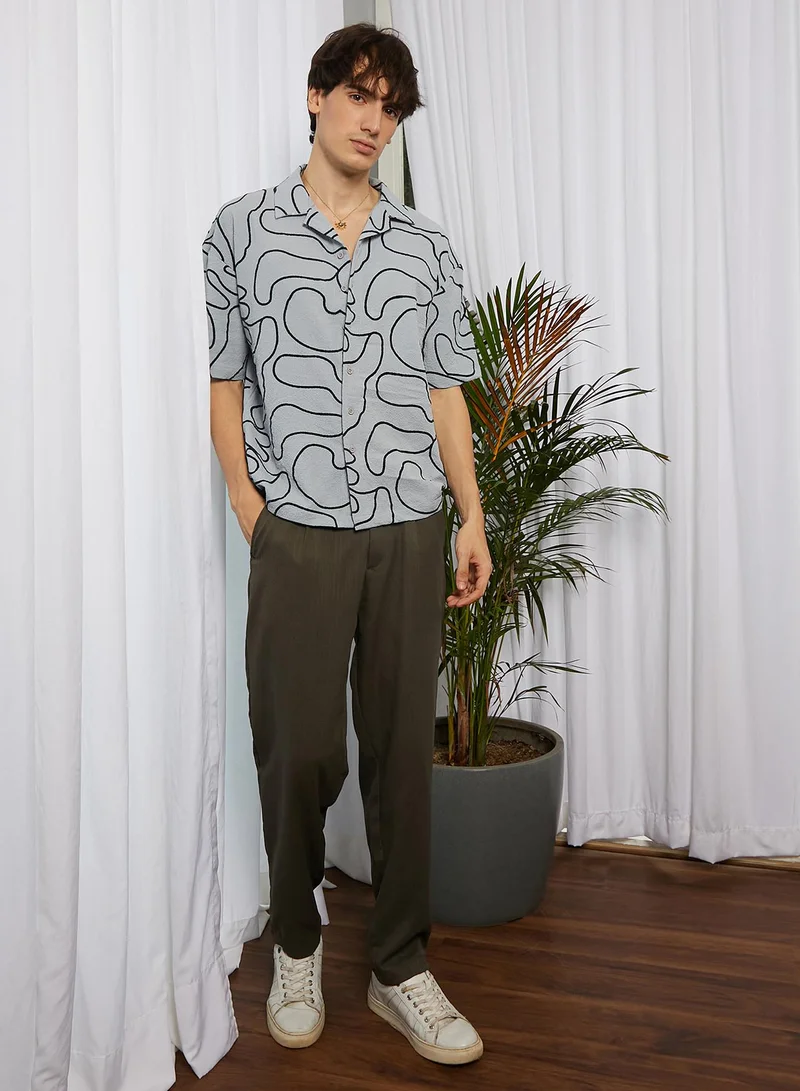Campus Sutra Men's Cloud Grey Abstract-Lined Oversized Shirt