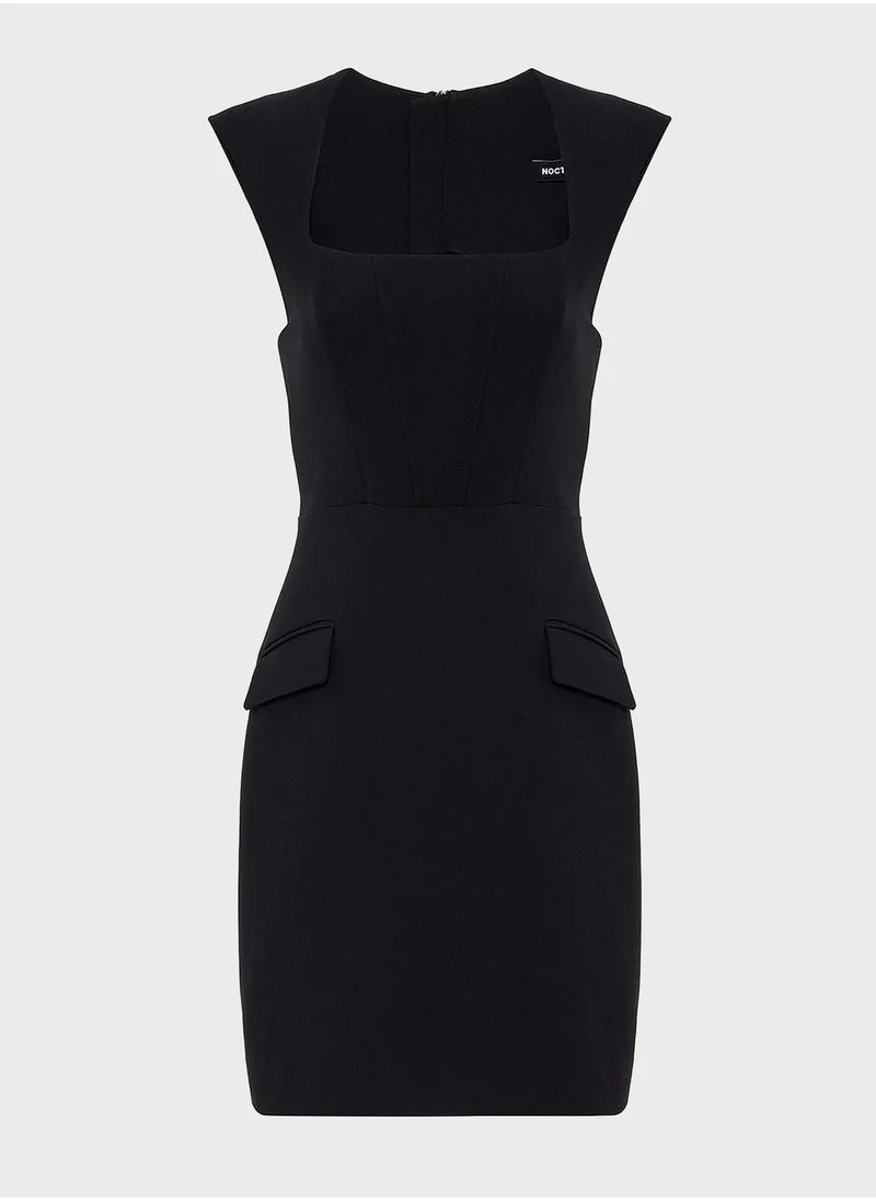 نوكتورن Waistband Square Collar Dress