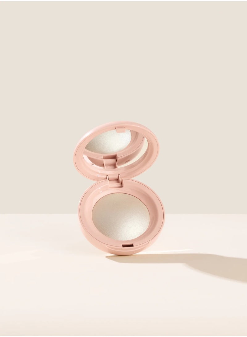 Rare Beauty Silky Touch Highlighter | 2.8g | Enlighten - Image 1