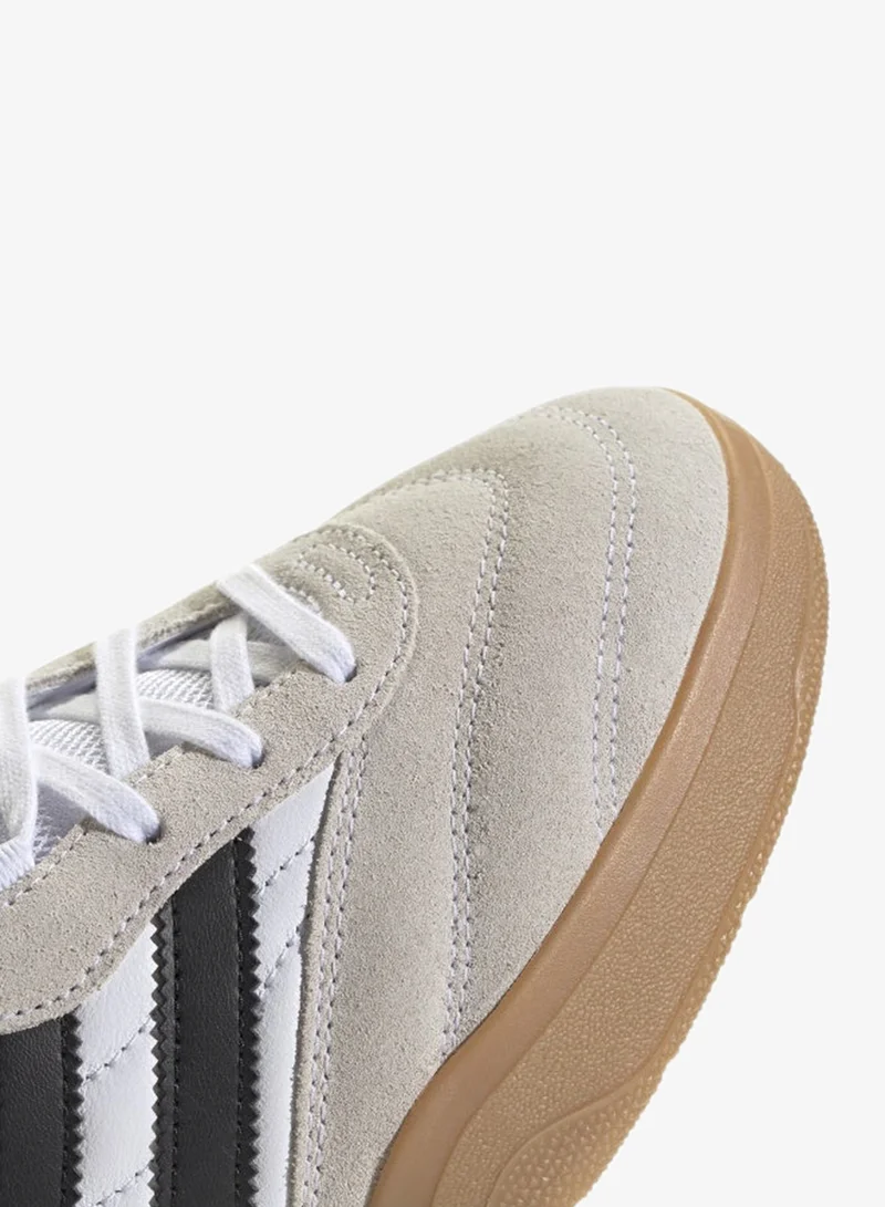 adidas Originals FTWWHT/CBLACK/GUM3 Predator Mundial Shoes for Men | Best Price UAE