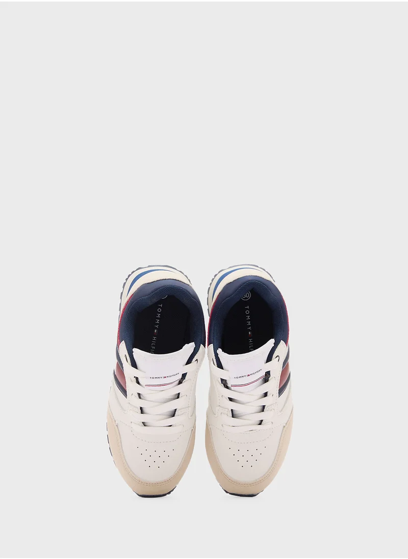 تومي هيلفيغر Kids Low Top Lace Up Sneakers